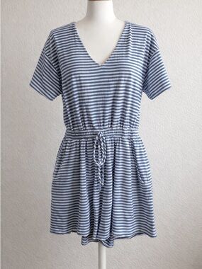 Umgee Navy and White Striped Keyhole Tank